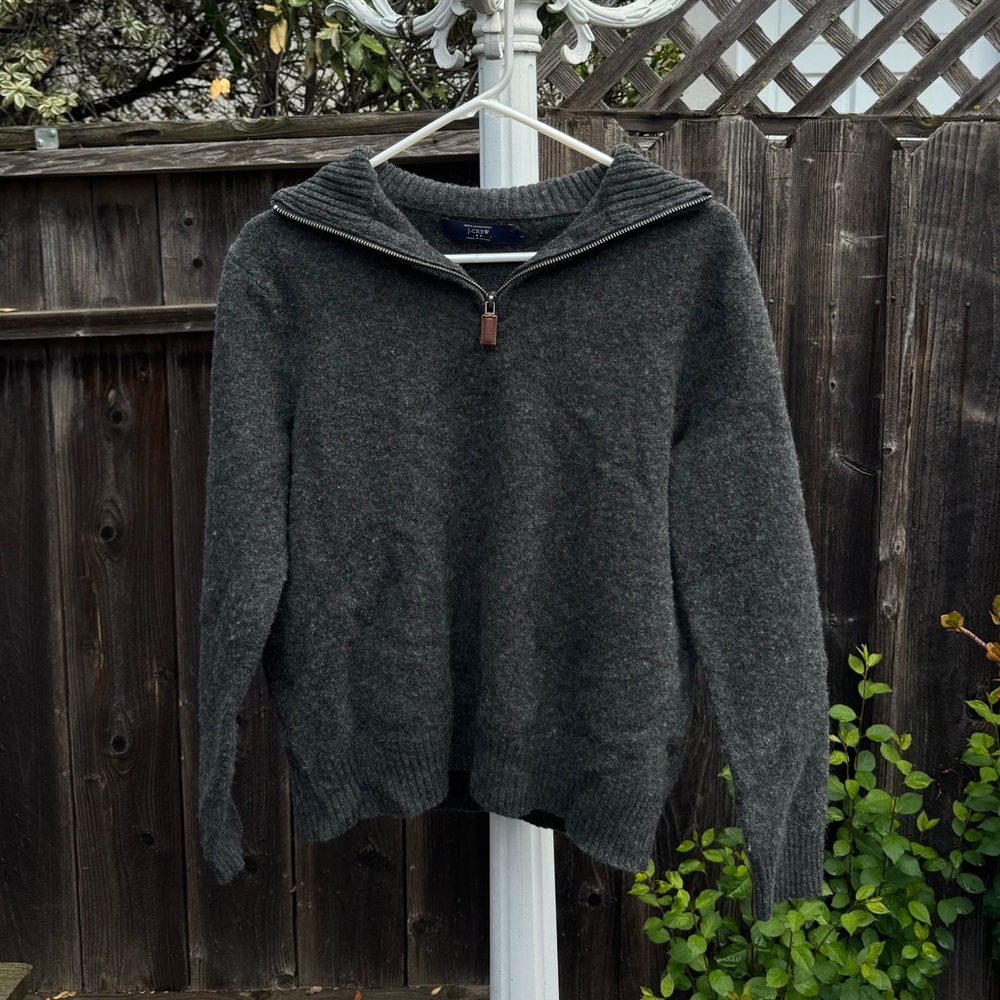 Men's Gray Sweater
